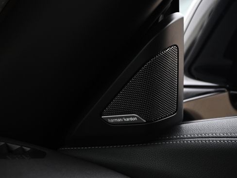 Used 2026 BMW Z4 M40i w/ Premium Package image 24