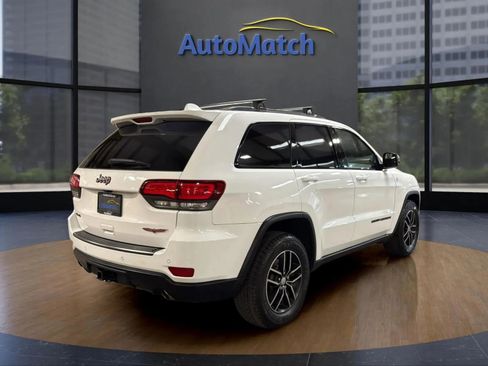 Used 2018 Jeep Grand Cherokee Trailhawk image 11
