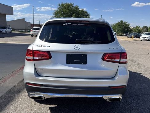 Used 2019 Mercedes-Benz GLC 300 4MATIC image 9