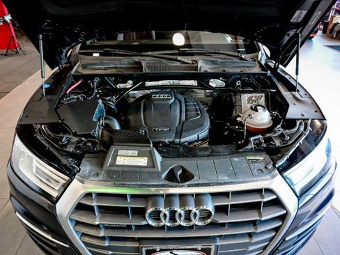 Used 2018 Audi Q5 2.0T Premium AWD/4WD image 50