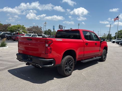 Used 2021 Chevrolet Silverado 1500 LT Trail Boss w/ Bed Protection Package AWD/4WD image 3