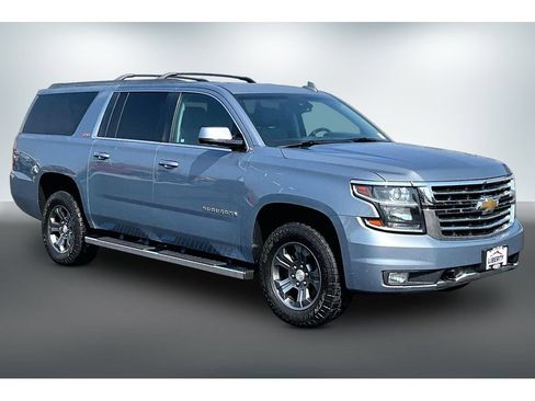 Used 2016 Chevrolet Suburban LT AWD/4WD image 3