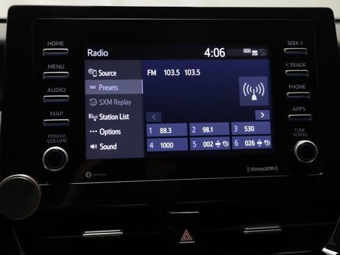 Used 2023 Toyota Camry SE FWD image 8