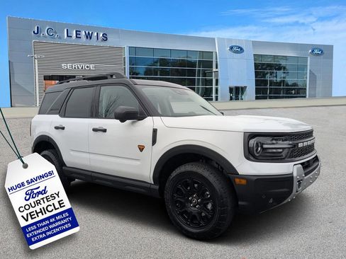 New 2026 Ford Bronco Sport Badlands w/ Badlands Tech Package AWD/4WD image 1