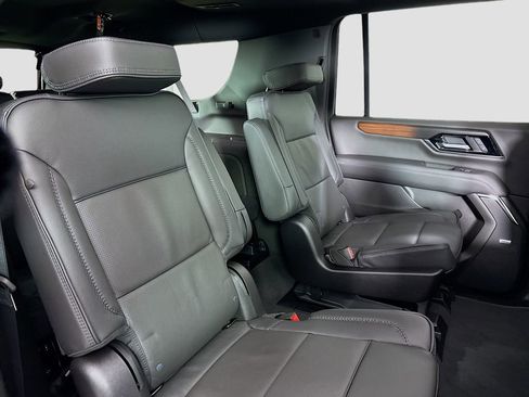 New 2026 GMC Yukon XL Denali w/ Sun & Power Step Package image 29