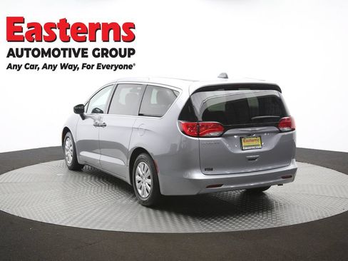 Used 2021 Chrysler Voyager L FWD image 63