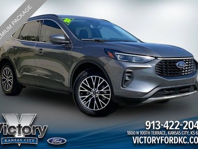 Used 2023 Ford Escape SE w/ PHEV Premium Package