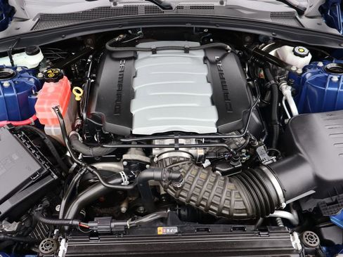 Used 2020 Chevrolet Camaro SS RWD image 31