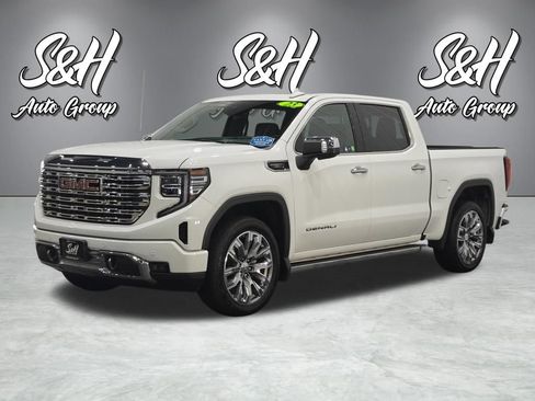 Used 2023 GMC Sierra 1500 Denali w/ Denali Reserve Package AWD/4WD image 18