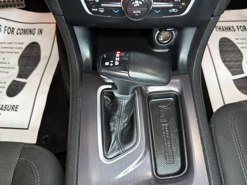 Used 2018 Dodge Charger R/T Scat Pack RWD image 23