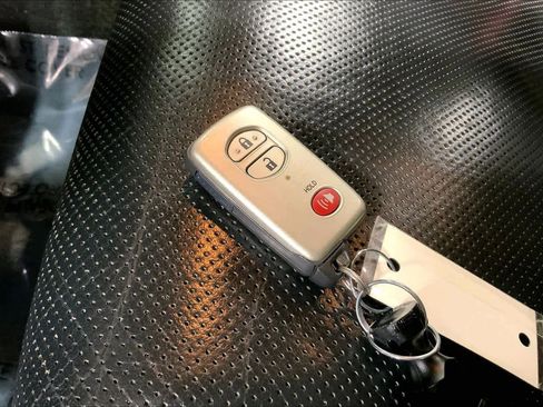 Used 2019 Toyota 4Runner Limited image 14