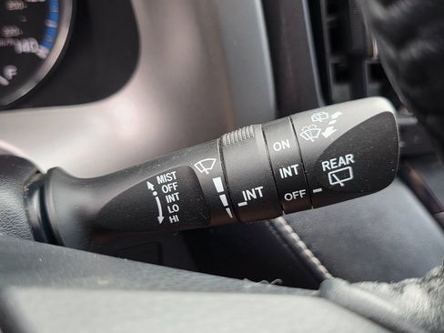 Used 2016 Toyota RAV4 XLE FWD image 46