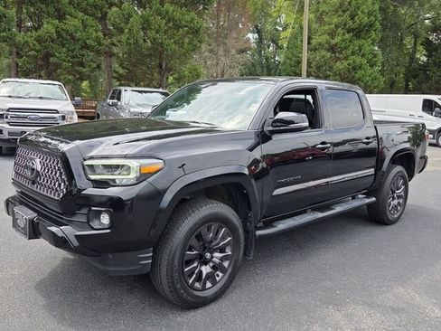 Used 2022 Toyota Tacoma Limited w/ Nightshade Package AWD/4WD image 3