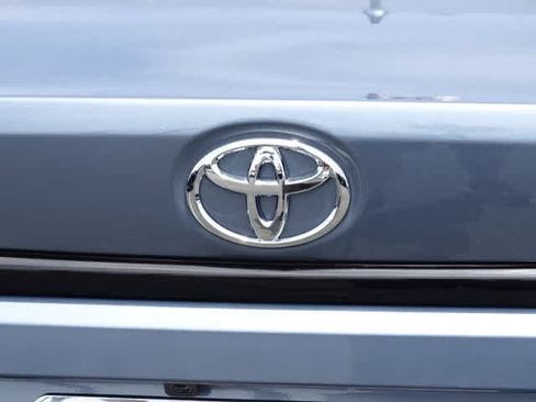 Used 2026 Toyota Corolla LE FWD image 9