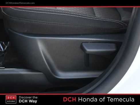 Used 2025 Ford Escape Active AWD/4WD image 26