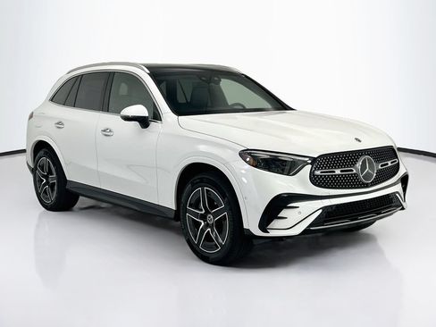 Certified 2026 Mercedes-Benz GLC 300 image 3