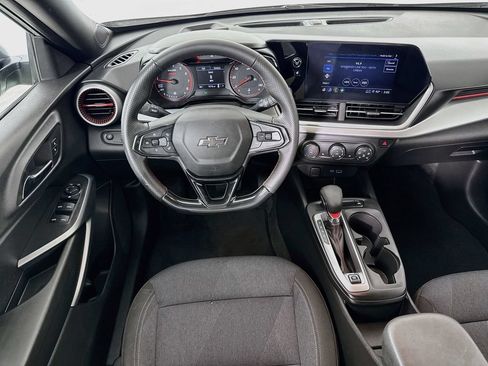 Used 2024 Chevrolet Trax RS w/ Driver Confidence Package FWD image 24