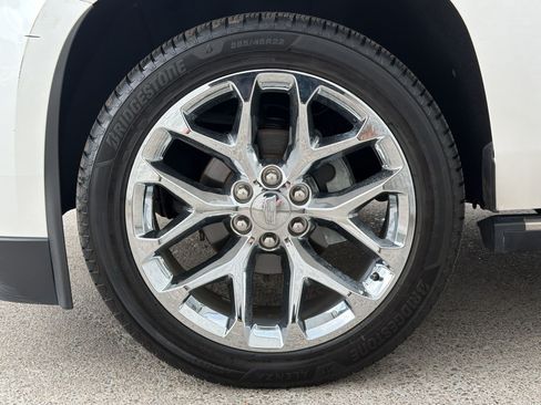 Used 2018 Cadillac Escalade Platinum AWD/4WD image 13