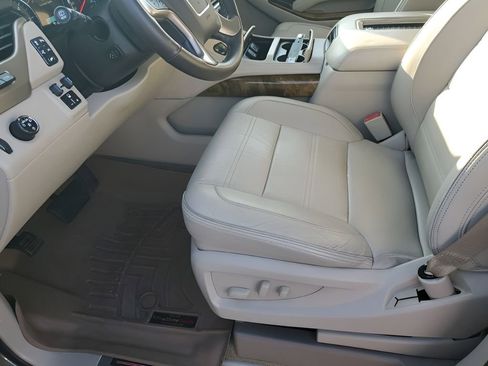 Used 2017 GMC Yukon Denali w/ Open Road Package image 32