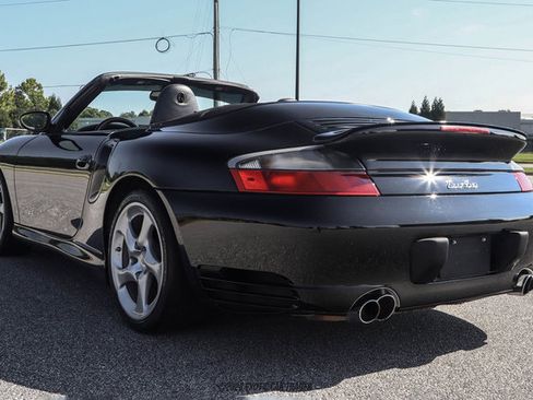 Used 2004 Porsche 911 Turbo AWD/4WD image 4