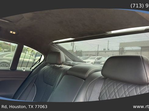 Used 2016 BMW 750i xDrive image 34