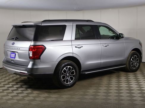 Used 2022 Ford Expedition XLT AWD/4WD image 12