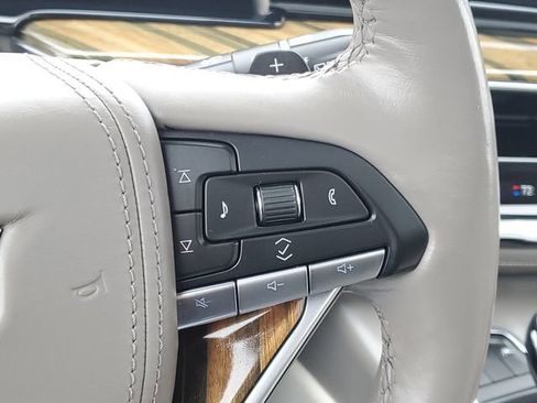 Used 2022 Cadillac Escalade ESV Sport Platinum w/ Heavy-Duty Trailer Package image 17