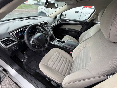 Used 2018 Ford Fusion S FWD image 10
