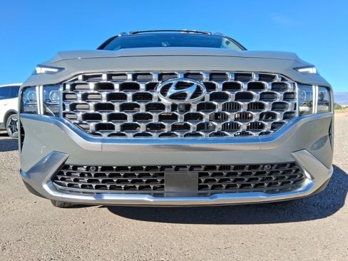 Used 2022 Hyundai Santa Fe Limited AWD/4WD image 5