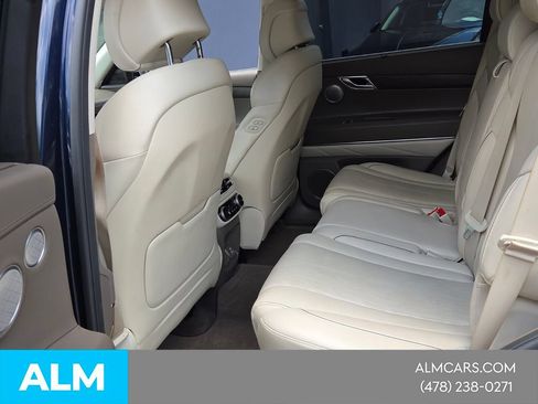 Used 2022 Genesis GV80 2.5T w/ Prestige Package 04 AWD/4WD image 14