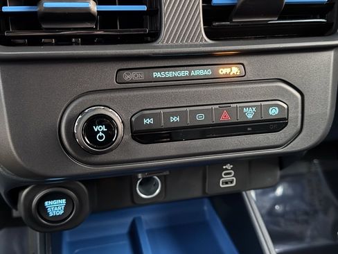 New 2026 Ford Maverick XLT image 17