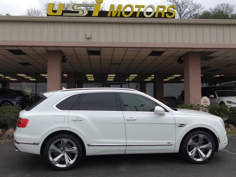 Used 2018 Bentley Bentayga Mulliner image 29