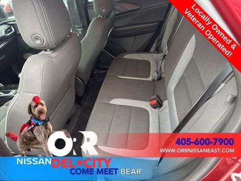 Used 2023 Chevrolet TrailBlazer LT FWD image 10