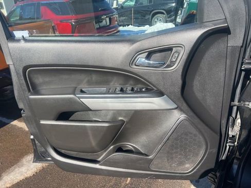 Used 2019 Chevrolet Colorado ZR2 w/ Colorado ZR2 Bison Edition image 14