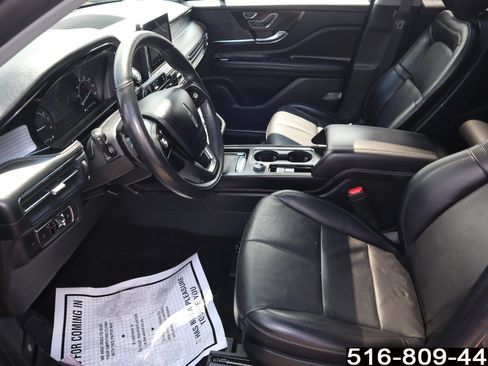 Used 2022 Lincoln Corsair AWD w/ Premium Package image 13