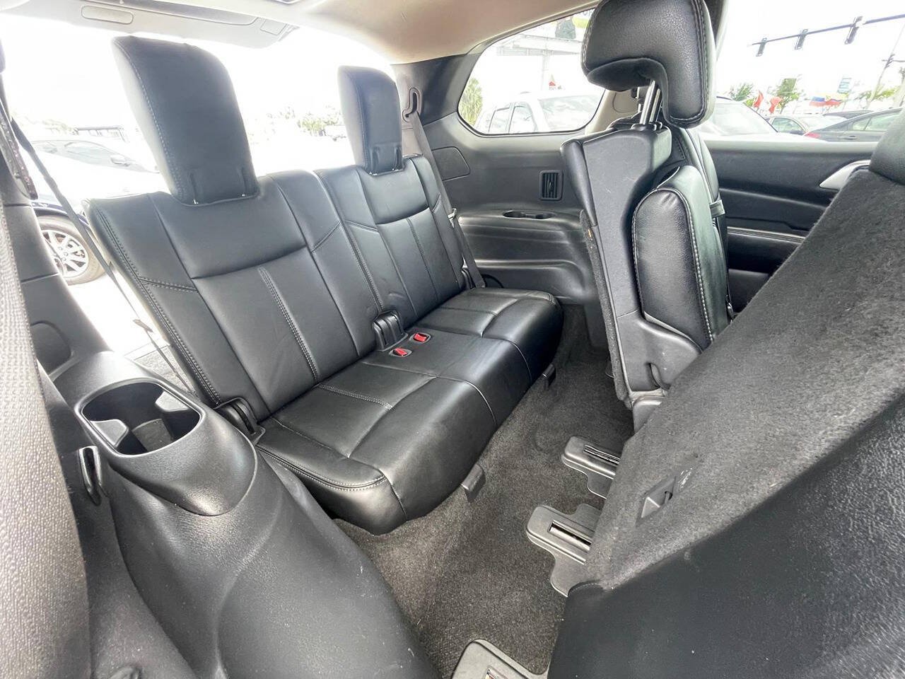Used 2015 Nissan Pathfinder SL w/ Cargo Package FWD image 14