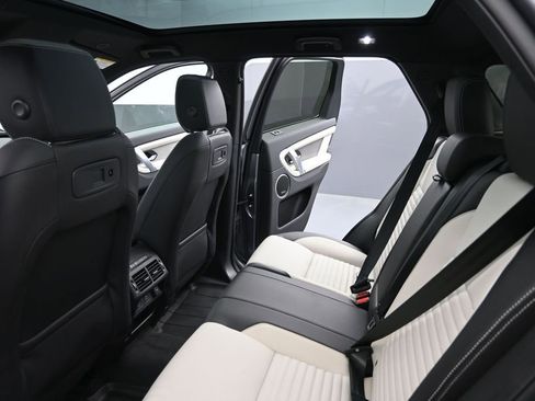 New 2026 Land Rover Discovery Sport Landmark AWD/4WD image 18