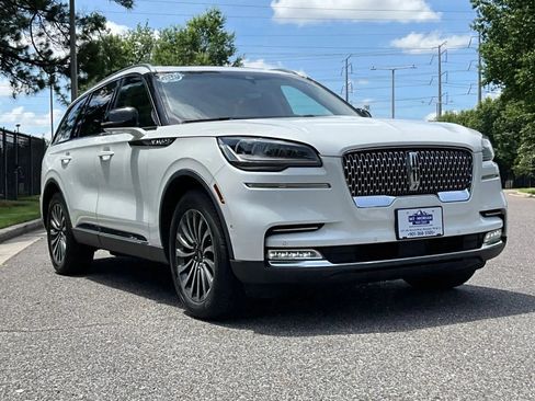 Used 2021 Lincoln Aviator Reserve w/ Equipment Group 201A AWD/4WD image 3