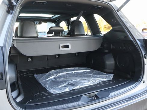 Used 2025 Subaru Forester Touring image 16