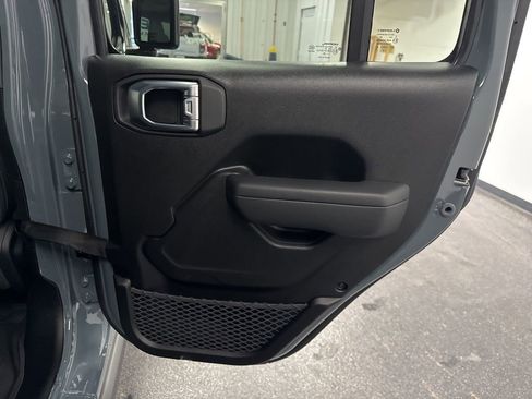 New 2026 Jeep Wrangler Willys AWD/4WD image 34