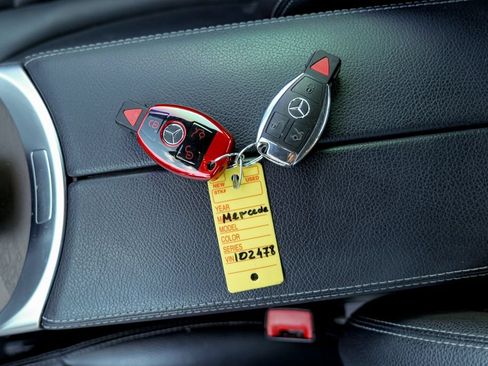 Used 2018 Mercedes-Benz C 300 4MATIC Sedan image 59