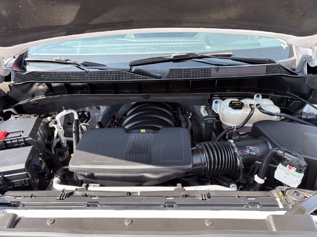 Used 2025 Chevrolet Silverado 1500 LT RWD image 26