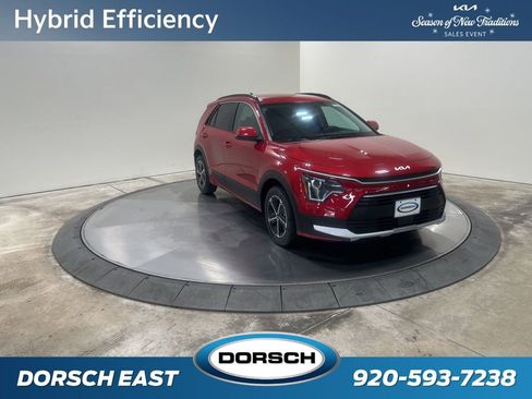 New 2025 Kia Niro EX image 3