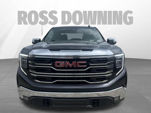 Used 2025 GMC Sierra 1500 SLT RWD image 2