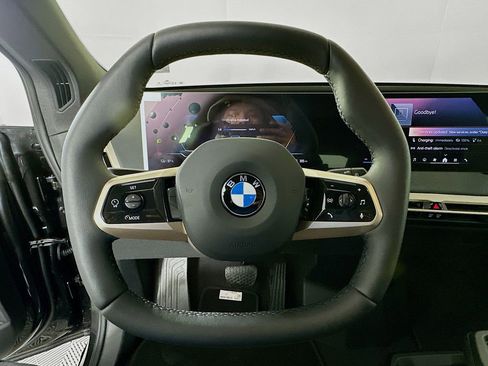 Used 2026 BMW iX xDrive60 w/ Premium Package image 10