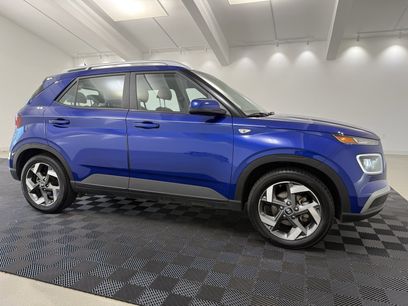 Used 2024 Hyundai Venue Limited