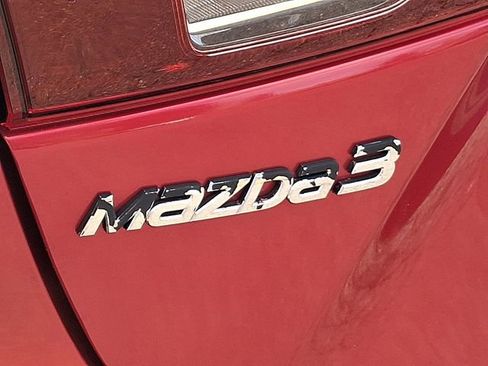 Used 2016 MAZDA MAZDA3 i Sport w/ Preferred Equipment Package image 32