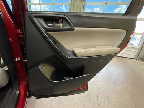 Used 2015 Subaru Forester 2.5i Limited image 20