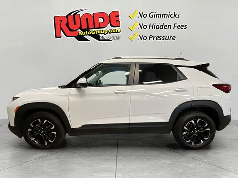 Used 2023 Chevrolet TrailBlazer LT FWD image 3
