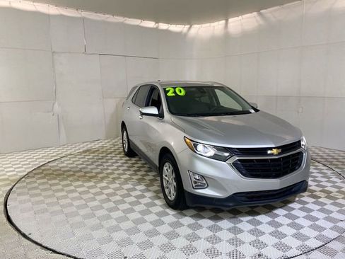 Used 2020 Chevrolet Equinox LT w/ Driver Convenience Package FWD image 1